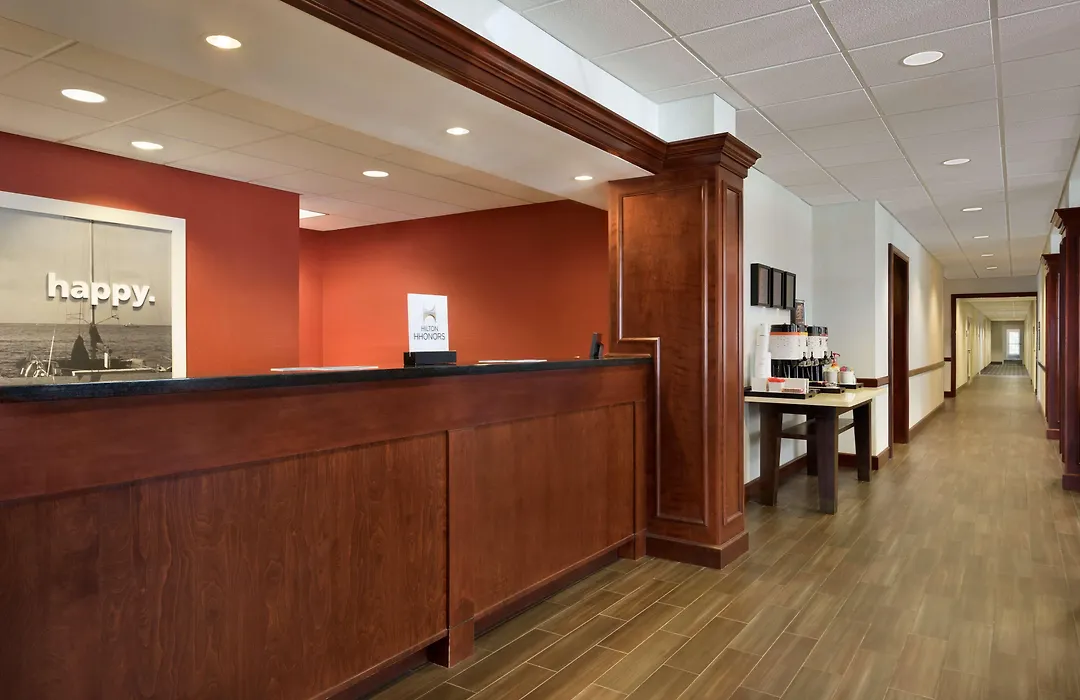 Hampton Inn & Suites Middletown-1